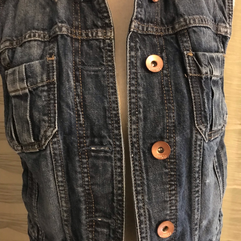Express vest - Picture 3 of 5